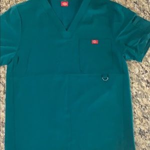 Dickies Scrub Top- Men’s Small